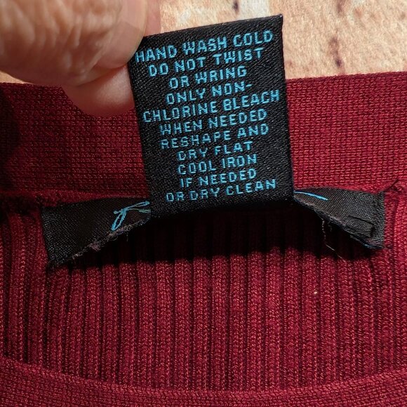 Faith & Zoe Ribbed Knit Texture Lace-Up Detail Sleeves Sweater Size Large - Picture 6 of 7